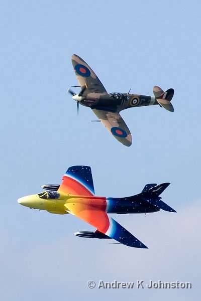 0807_350D_7671.JPG - Spitfire and 1950s Hunter jet